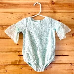 Cat & Jack Baby Girls Mint Green Lace Bodysuit 3-6m